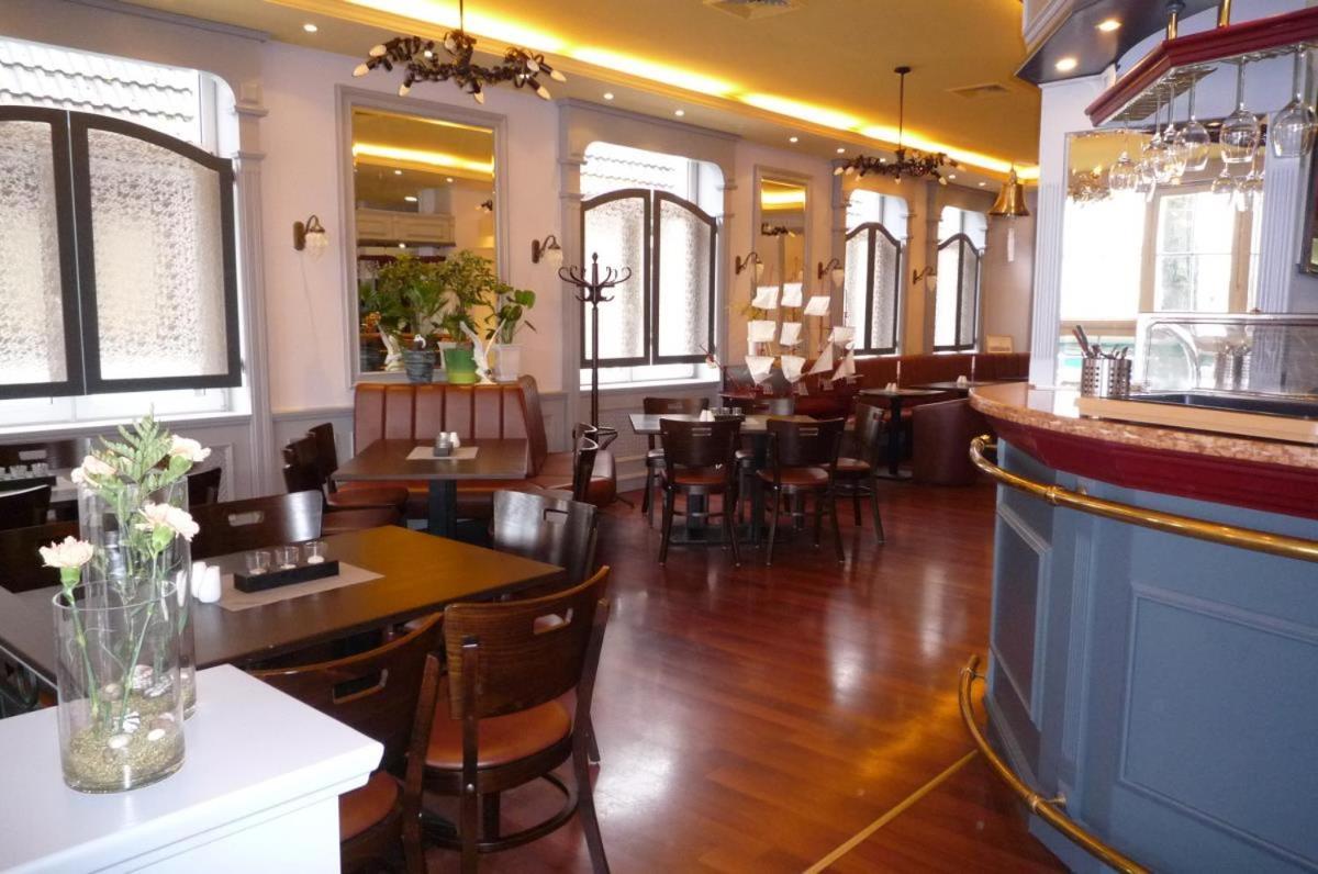Doppelzimmer Brunch, Direkt Am Alten Strom Rostock Exterior foto