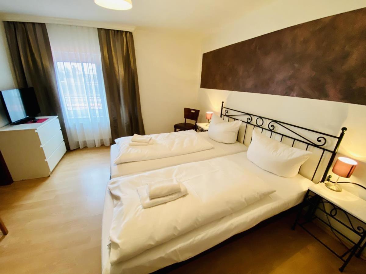 Doppelzimmer Brunch, Direkt Am Alten Strom Rostock Exterior foto
